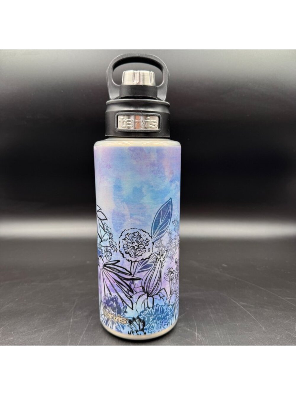 Tervis 32oz Stainless Steel Water Bottle Pastel Floral Design With Secure Lid